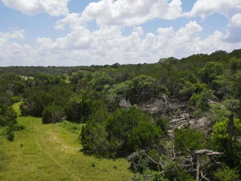 502 Lost Valley Kerrville TX 78028