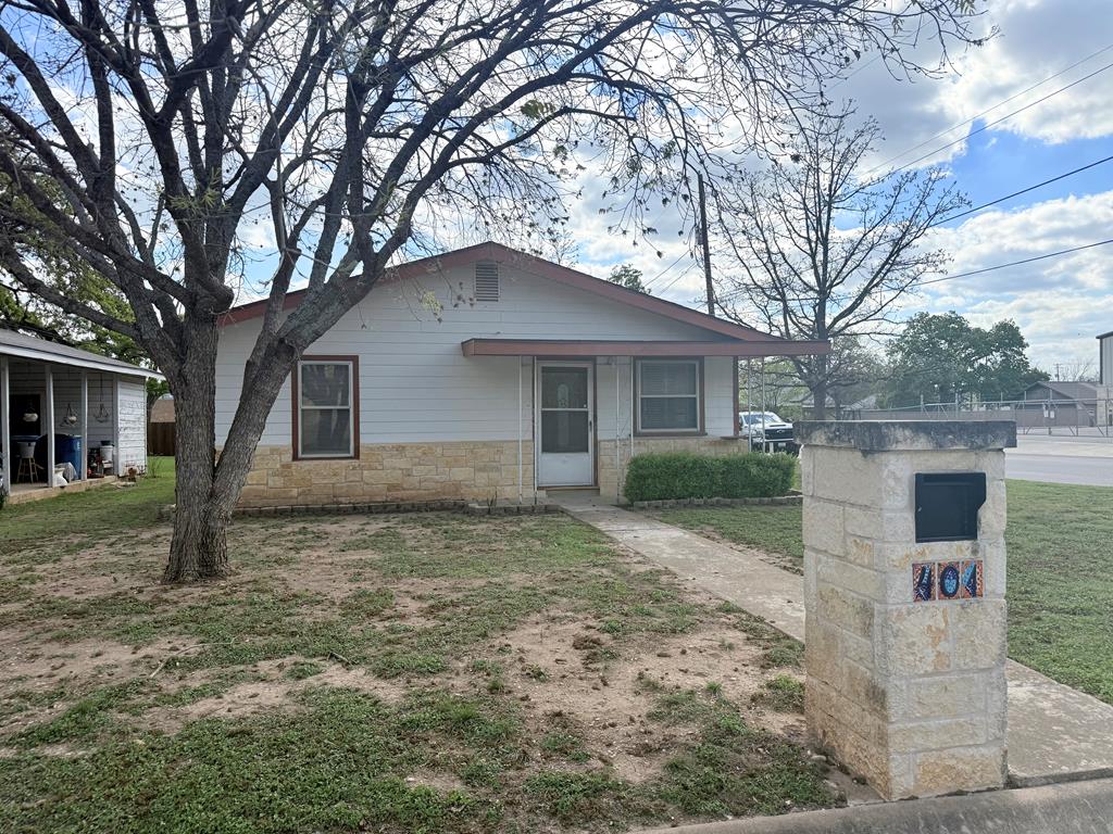 401 Barnett Street Kerrville TX 78028