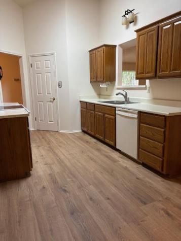 411 Fitch Kerrville TX 78028