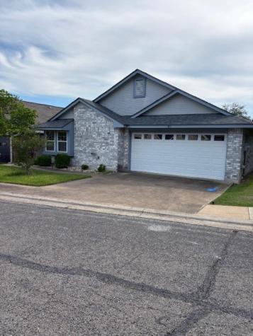 411 Fitch Kerrville TX 78028