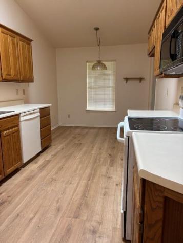 411 Fitch Kerrville TX 78028