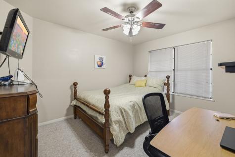 1825 Lois Street Kerrville TX 78028