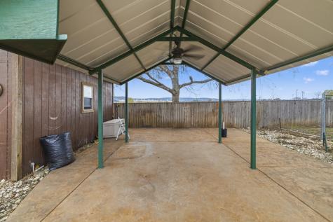 1825 Lois Street Kerrville TX 78028