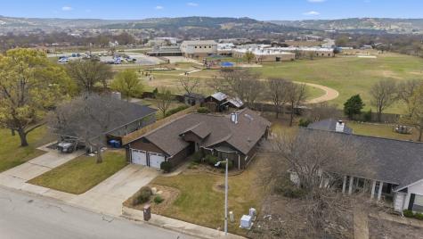 1825 Lois Street Kerrville TX 78028