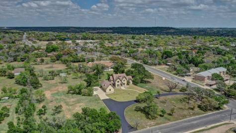 1104-B Lois Street Kerrville TX 78028