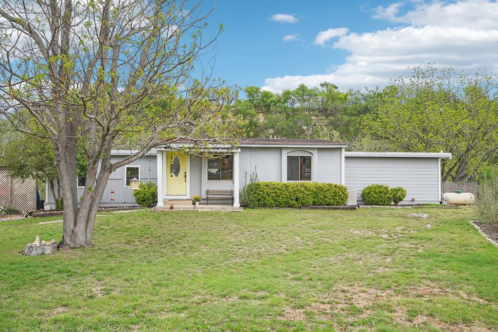 222 Verde Creek Center Point TX 78010