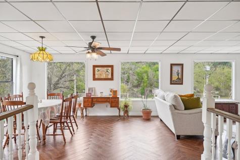222 Verde Creek Center Point TX 78010