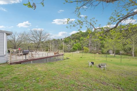 222 Verde Creek Center Point TX 78010