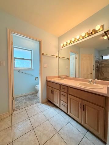 214 Oak Hill Drive Kerrville TX 78028