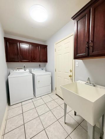 214 Oak Hill Drive Kerrville TX 78028