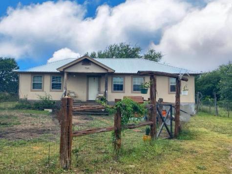 115 Cherry Lane Camp Wood TX 78833