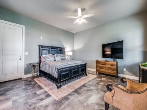 338 Saltgrass Bandera TX 78003