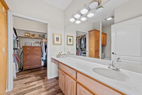 1008 Edinburgh Kerrville TX 78028