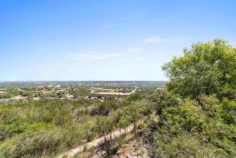 1008 Edinburgh Kerrville TX 78028
