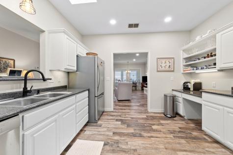 1008 Edinburgh Kerrville TX 78028
