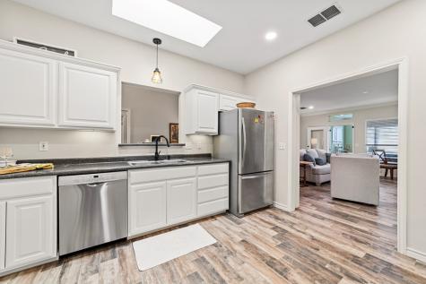1008 Edinburgh Kerrville TX 78028