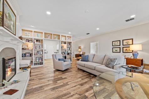 1008 Edinburgh Kerrville TX 78028