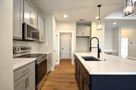 1806 Chateau Lane Kerrville TX 78028