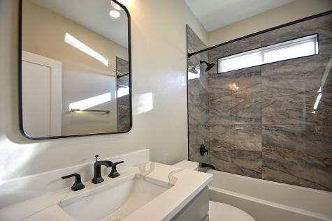1806 Chateau Lane Kerrville TX 78028