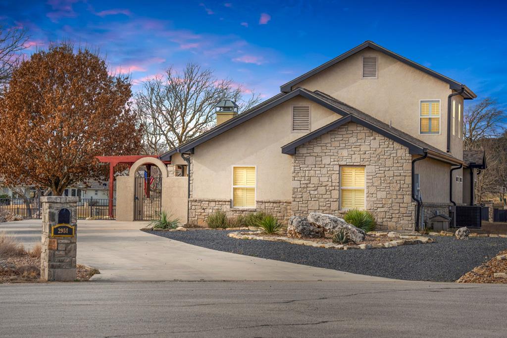 2951 Dry Hollow Drive Kerrville TX 78028