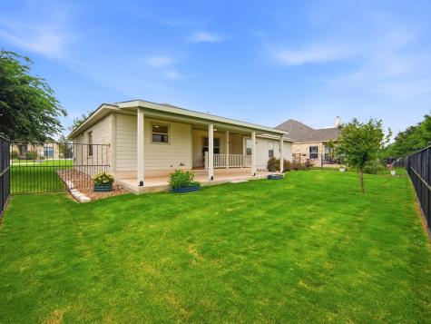 805 Scarlet Oak Court Fredericksburg TX 78624