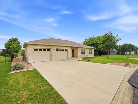 805 Scarlet Oak Court Fredericksburg TX 78624