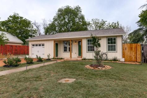 713 Lamar Street Kerrville TX 78028