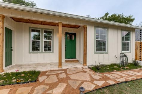 713 Lamar Street Kerrville TX 78028