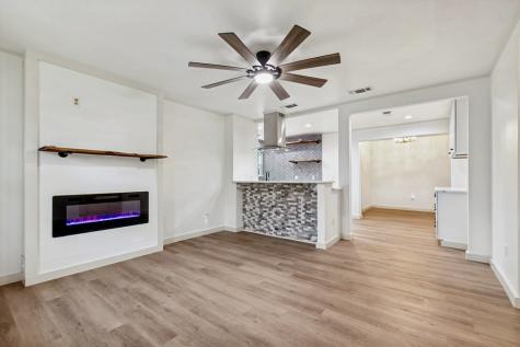 713 Lamar Street Kerrville TX 78028