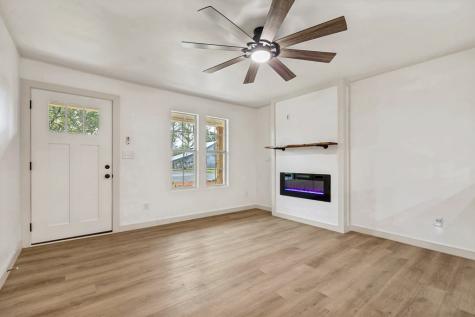 713 Lamar Street Kerrville TX 78028