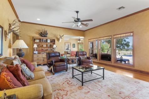 647 Funf Kinder Road Fredericksburg TX 78624
