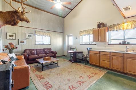 647 Funf Kinder Road Fredericksburg TX 78624