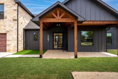 587 Bob Moritz Drive Fredericksburg TX 78624