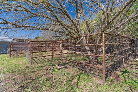 235 Lillian Drive Kerrville TX 78028