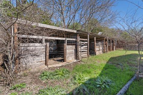 235 Lillian Drive Kerrville TX 78028