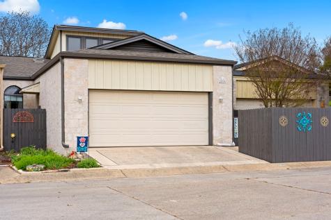 1814 Woodstone Drive Kerrville TX 78028