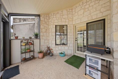 1814 Woodstone Drive Kerrville TX 78028