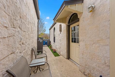 1814 Woodstone Drive Kerrville TX 78028