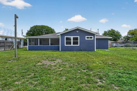 111 Fawn Run Kerrville TX 78028