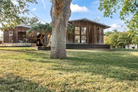804 Henrietta Street Fredericksburg TX 78624