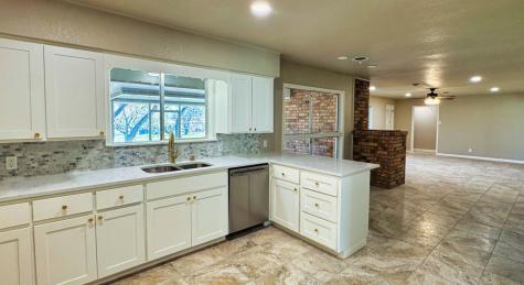 107 Royal Oaks Road Kerrville TX 78028
