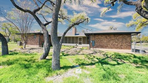 107 Royal Oaks Road Kerrville TX 78028