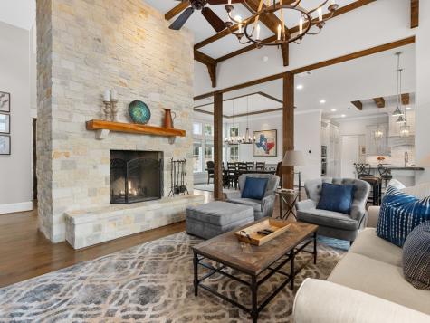 2939 Palomino Springs Bandera TX 78003