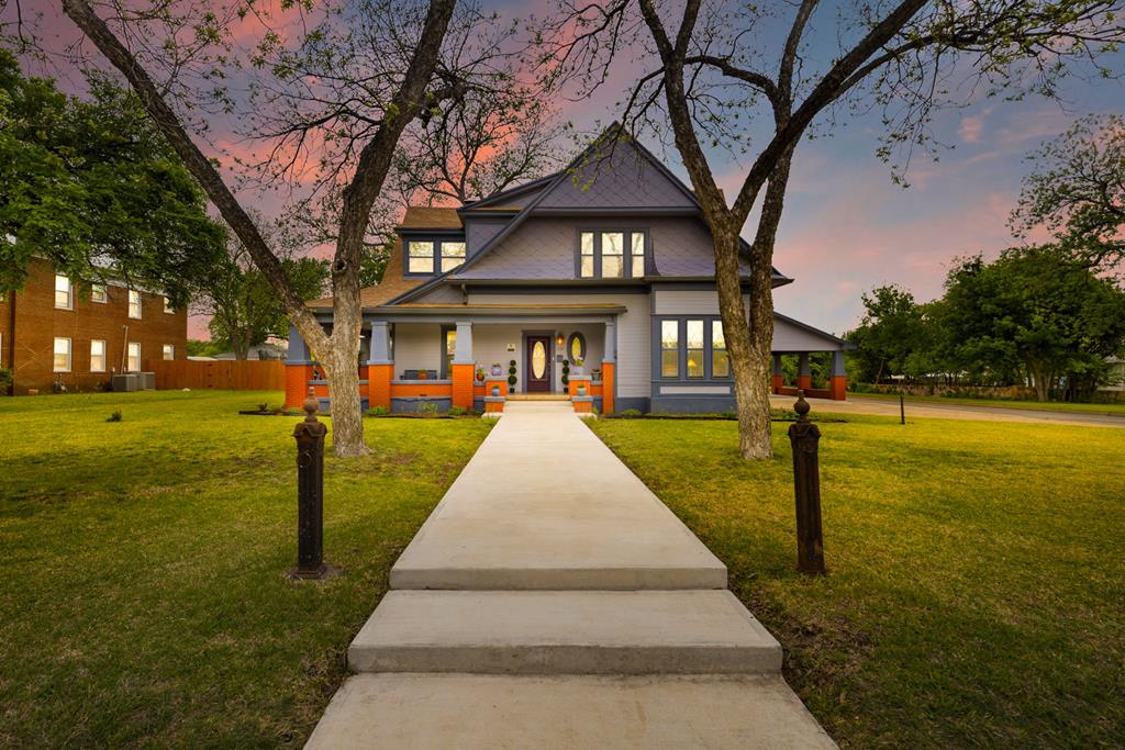 1102 College Street Brady TX 76825