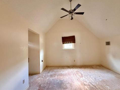 19 River Oaks Lane Ingram TX 78025