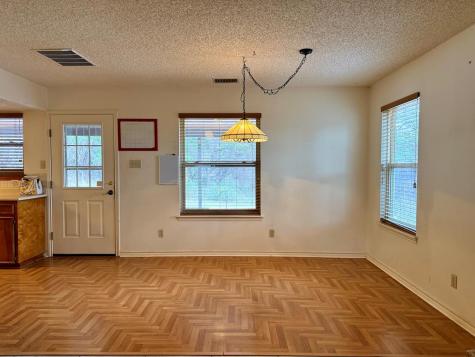 19 River Oaks Lane Ingram TX 78025
