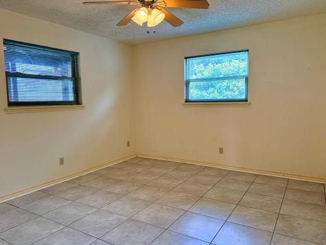 19 River Oaks Lane Ingram TX 78025