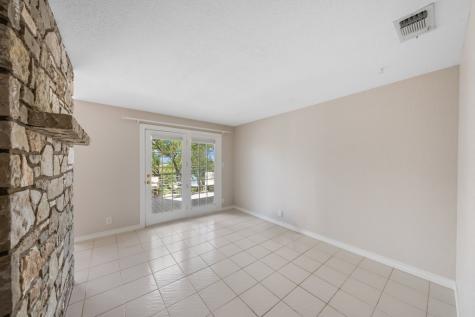 103 Connally Drive Kerrville TX 78028