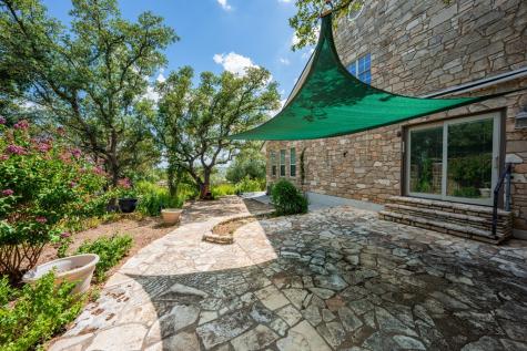 103 Connally Drive Kerrville TX 78028