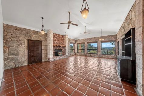 2000 Calcote Road Kerrville TX 78028
